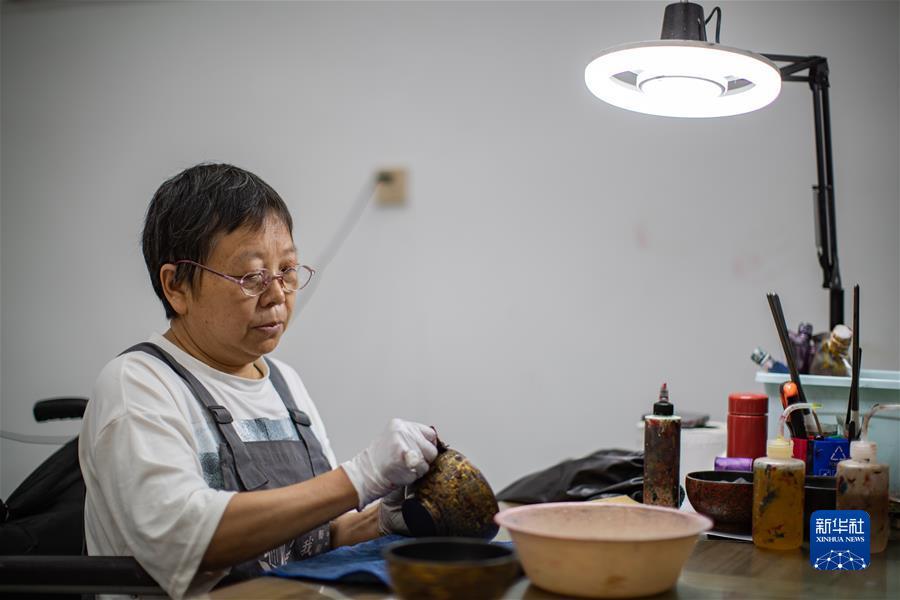 手游英皇棋牌